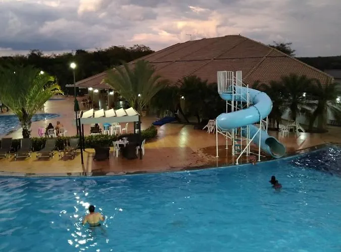 Apartamento Do Lago, Com Churrasqueira Privativa , Cozinha , Internet Banda Larga, Rampa Barco E Jet, Pesqueiro - B101