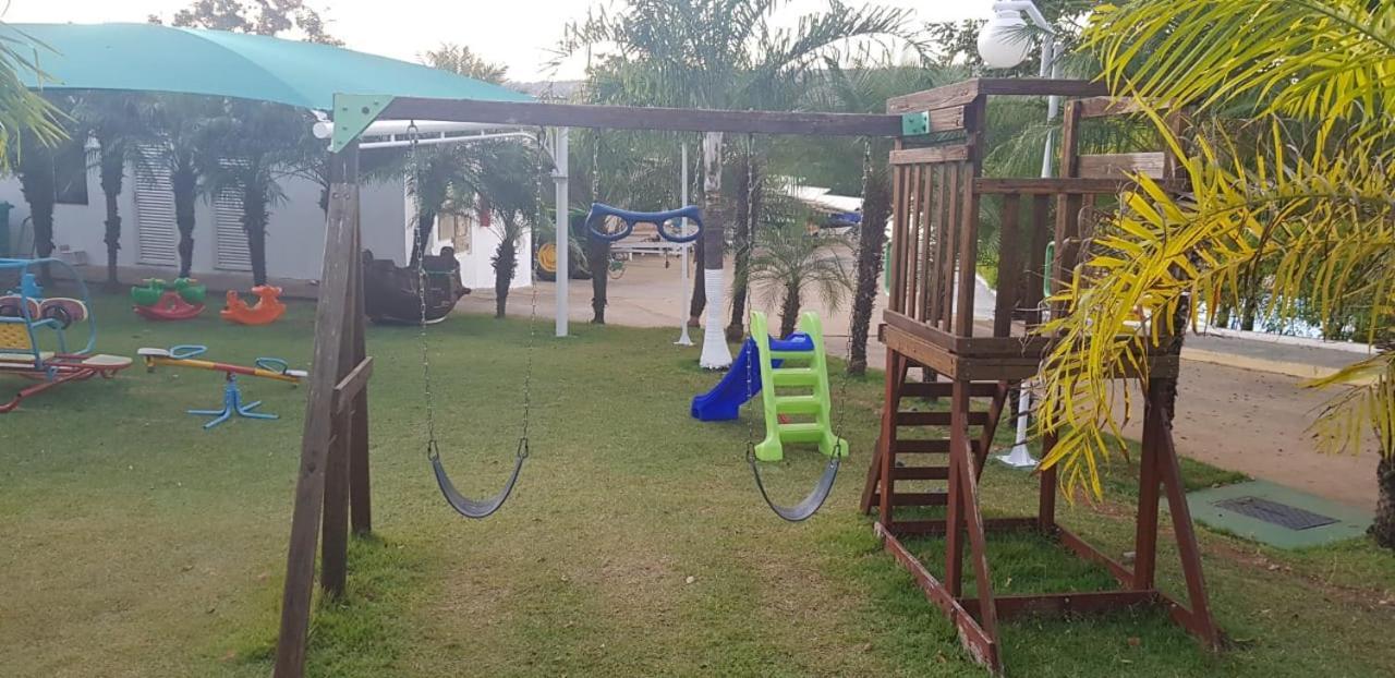 Do Lago, Com Churrasqueira Privativa , Cozinha , Internet Banda Larga, Rampa Barco E Jet, Pesqueiro - B101 *