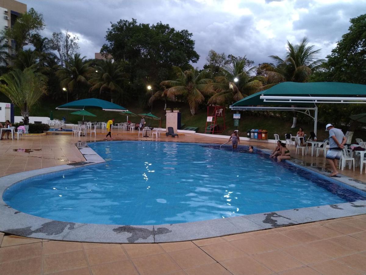Apartamento Do Lago, Com Churrasqueira Privativa , Cozinha , Internet Banda Larga, Rampa Barco E Jet, Pesqueiro - B101 Caldas Novas