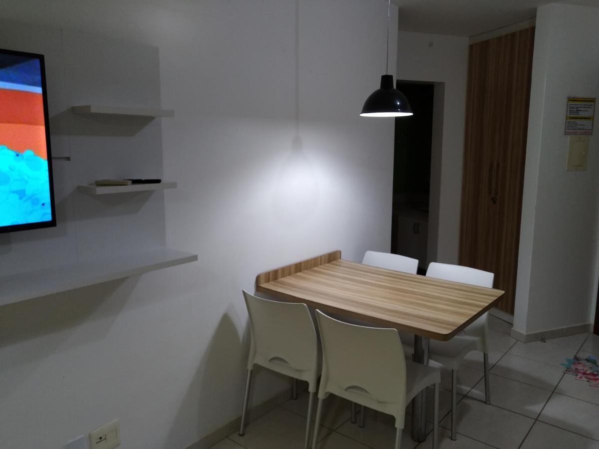 Apartamento Do Lago, Com Churrasqueira Privativa , Cozinha , Internet Banda Larga, Rampa Barco E Jet, Pesqueiro - B101 *