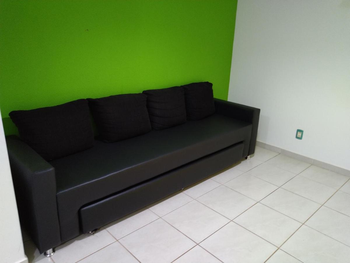 Do Lago, Com Churrasqueira Privativa , Cozinha , Internet Banda Larga, Rampa Barco E Jet, Pesqueiro - B101 Caldas Novas