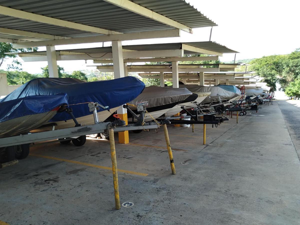 Do Lago, Com Churrasqueira Privativa , Cozinha , Internet Banda Larga, Rampa Barco E Jet, Pesqueiro - B101 *
