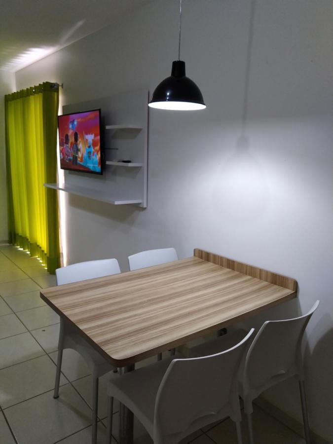 Do Lago, Com Churrasqueira Privativa , Cozinha , Internet Banda Larga, Rampa Barco E Jet, Pesqueiro - B101 * Caldas Novas