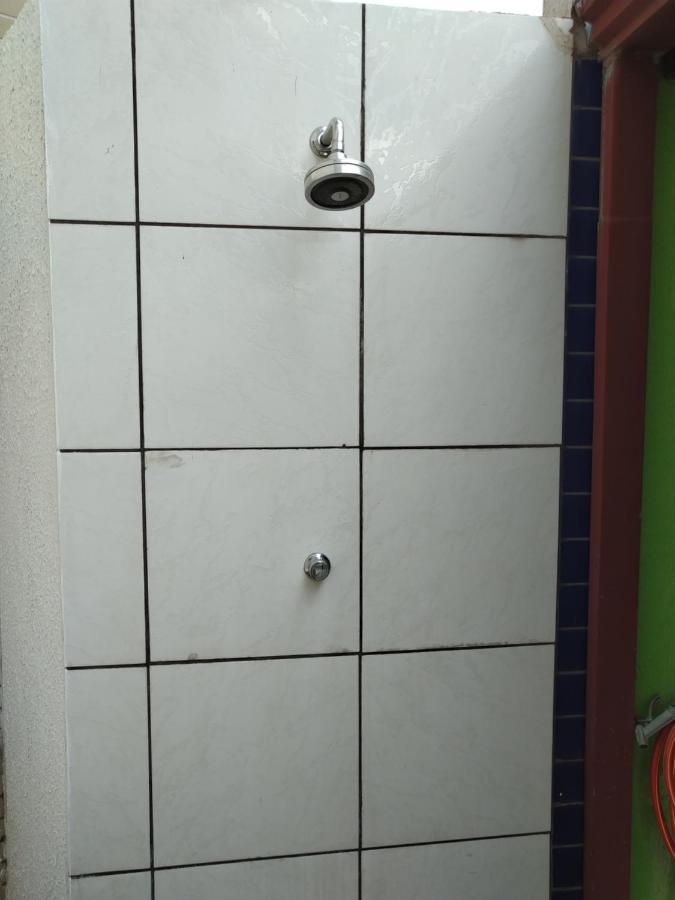 Do Lago, Com Churrasqueira Privativa , Cozinha , Internet Banda Larga, Rampa Barco E Jet, Pesqueiro - B101 Caldas Novas
