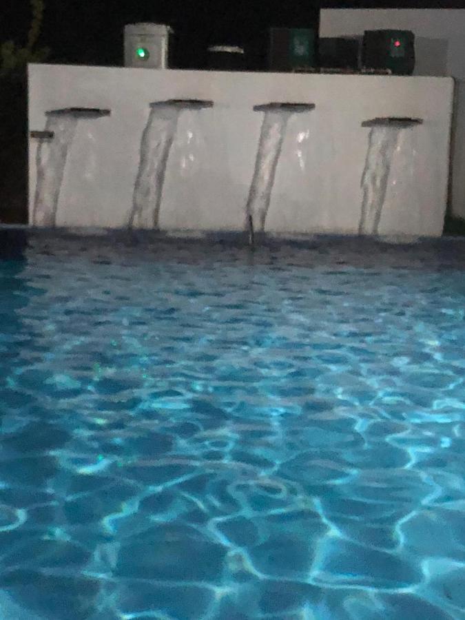 Vista: Com Cozinha E Churrasqueira Privativa Apartment Caldas Novas